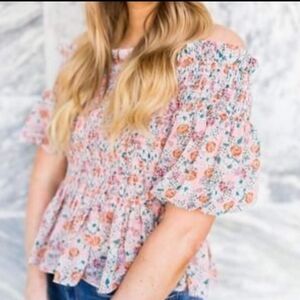 NWOT! Spring Socialite Women's Bohemian Blush Floral Smocked Blouse Size Medium